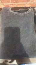 Grey T-Shirt  + 1 redbull gratis