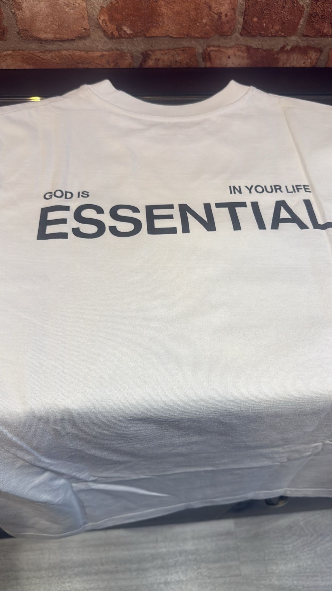 God Is In your life Essential + 1 redbull gratis